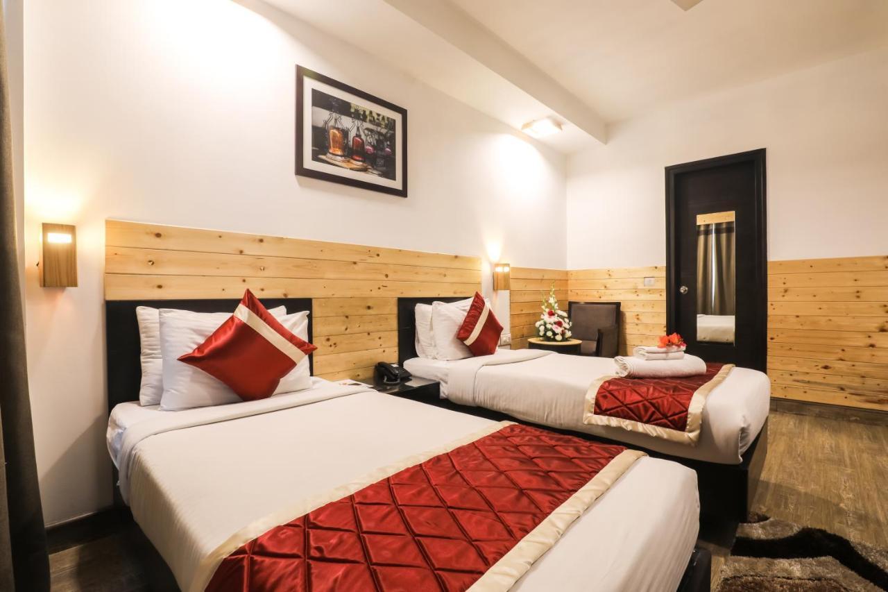 Siesta Basil - Okhla Hotel New Delhi Luaran gambar