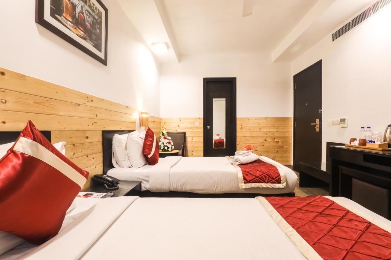 Siesta Basil - Okhla Hotel New Delhi Luaran gambar
